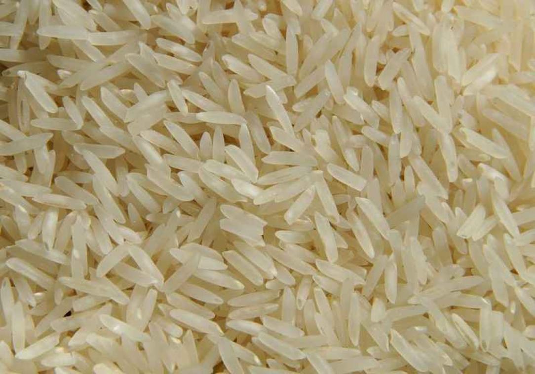 Nigeriaanse douane neemt 2,5 ton plastic rijst in beslag