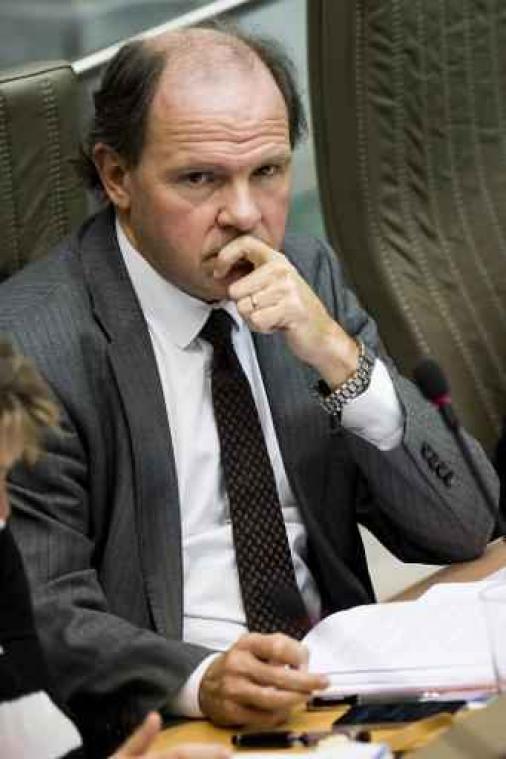 Muyters wil meer jongeren leren coderen