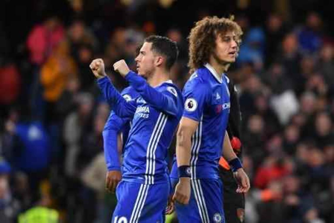 Hazard en Courtois helpen Chelsea aan 12e competitiezege op rij