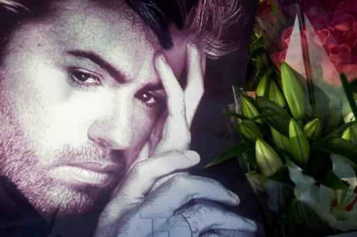 George Michael duikt postuum op in hitlijsten