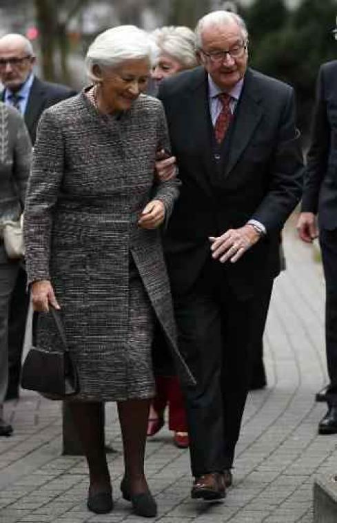 Koningin Paola in het ziekenhuis met wervelfractuur