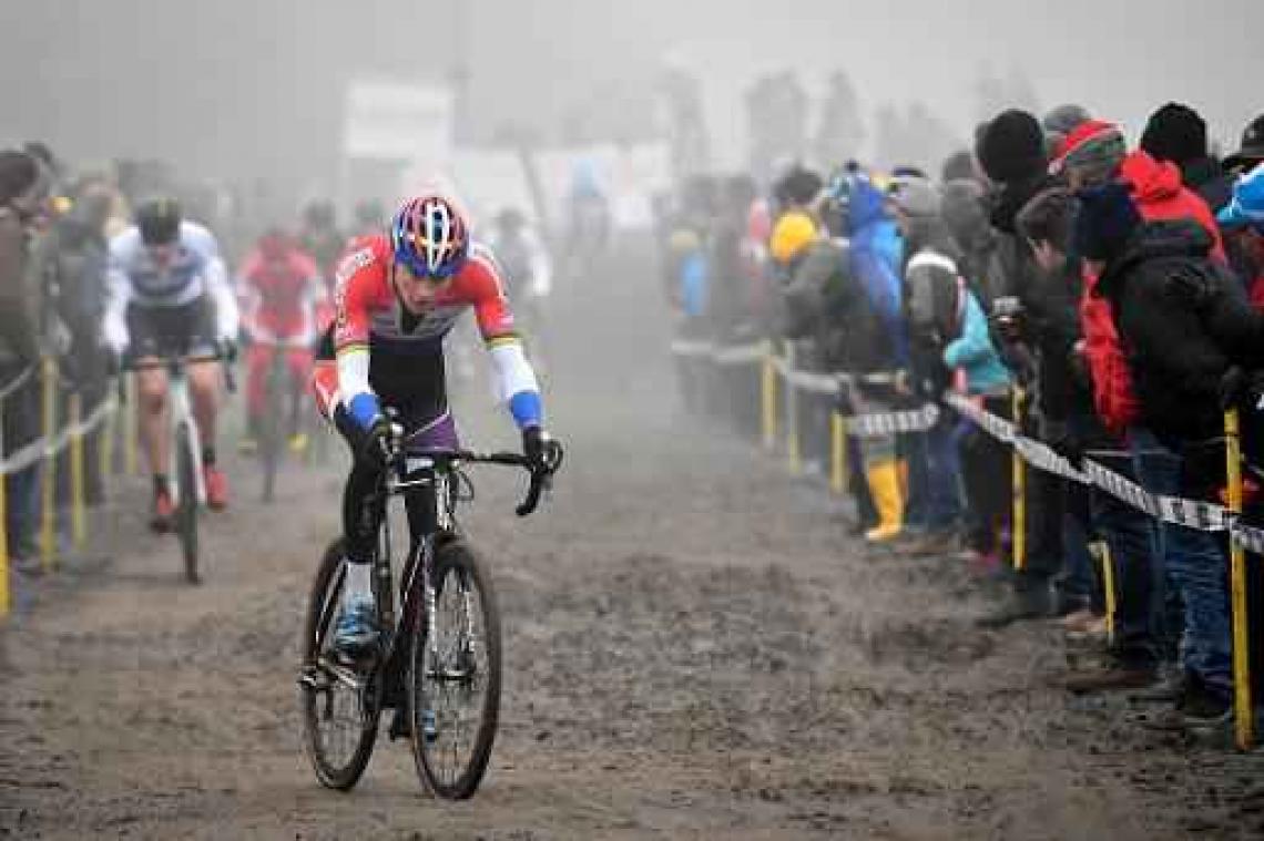 Blessure Mathieu van der Poel valt mee
