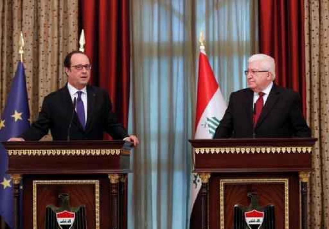 Franse president Hollande brengt bezoek aan Irak