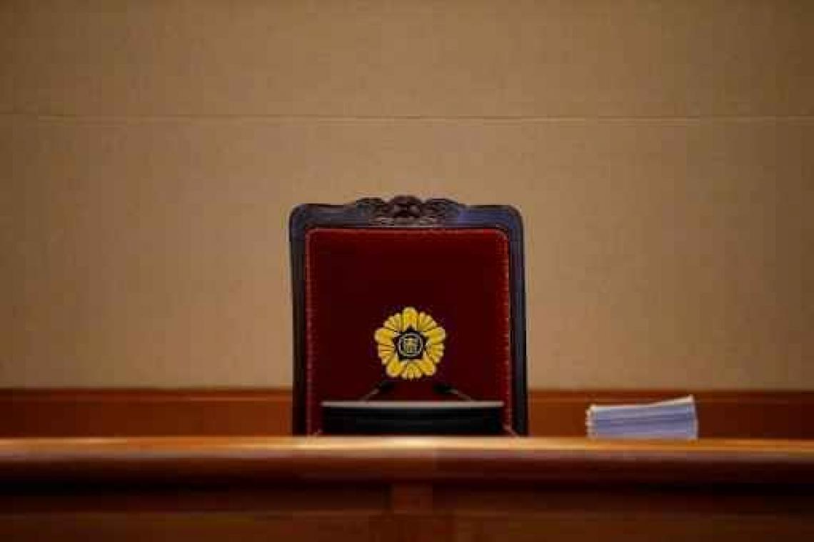 Park Geun-hye stuurt kat naar eerste publieke zitting in afzettingsrechtszaak