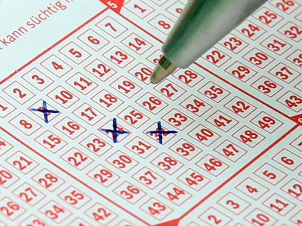Lottowinnaar kreeg nummers 28 jaar geleden in een droom