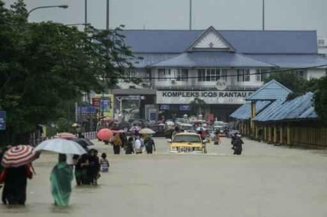 Zes doden bij stortvloeden in zuiden van Thailand