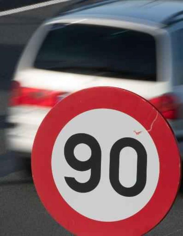 KMI waarschuwt voor gladde wegen en raadt verplaatsingen af