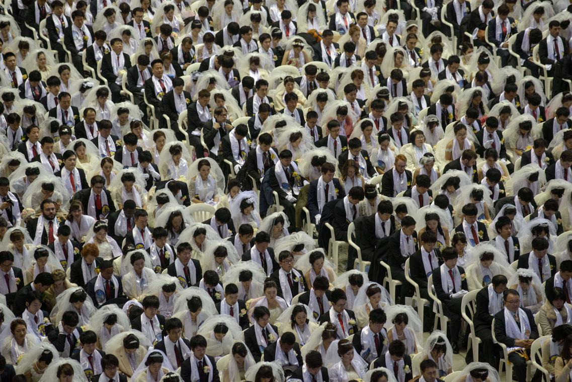 3.800 koppels trouwen tegelijk in Zuid-Korea