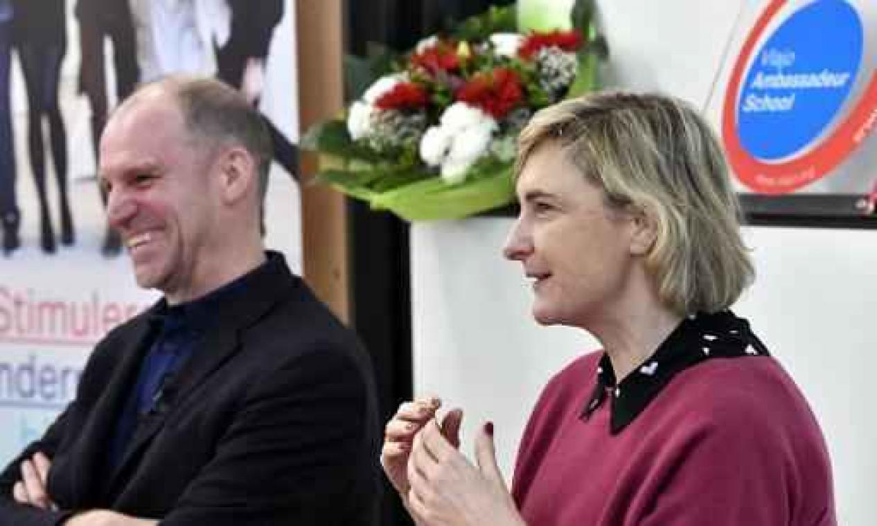 Hilde Crevits en Hans Bourlon starten nieuwe editie 'Ondernemers voor de klas'