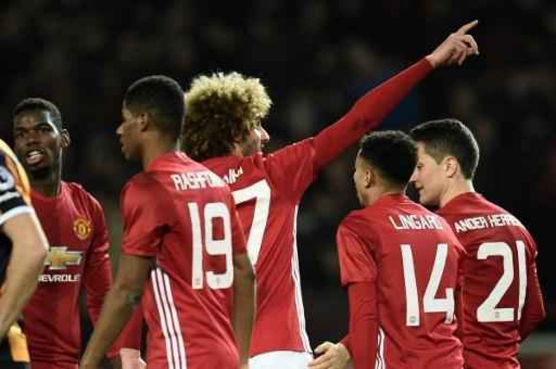 Belgen in het buitenland - Marouane Fellaini schenkt Manchester United 2-0 zege