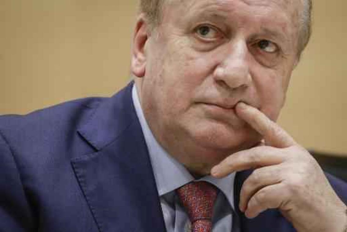Eerdekens "overspoeld" door aanbevelingen, die "geen invloed" hebben