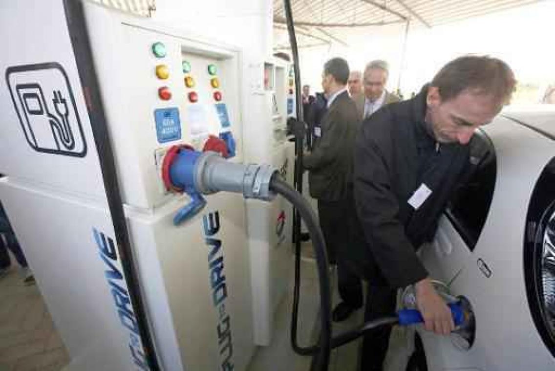 Eneco ziet gebruik laadpunten voor elektrische wagens verdrievoudigen in 2016