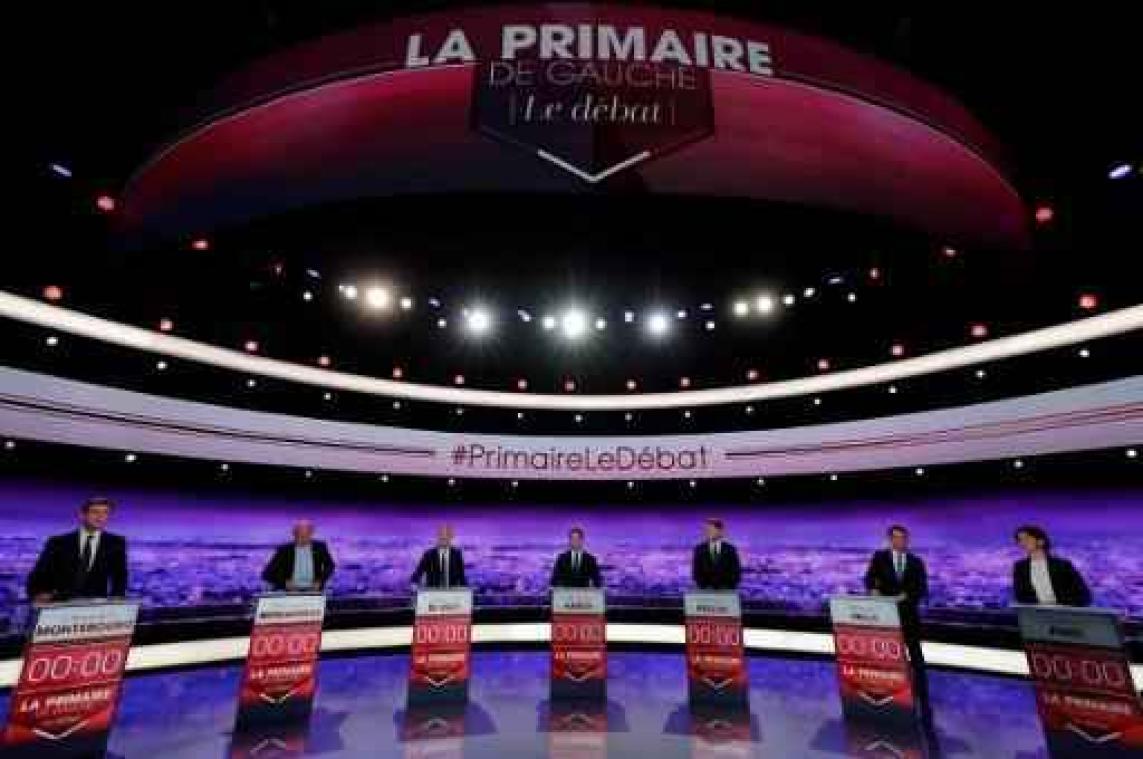 Franse linkse presidentskandidaten halen uit naar president Hollande tijdens eerste debat