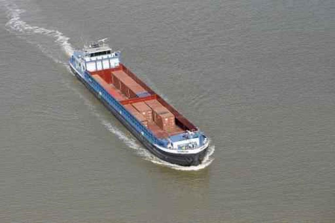 Ook Antwerpse haven onbereikbaar voor grote schepen