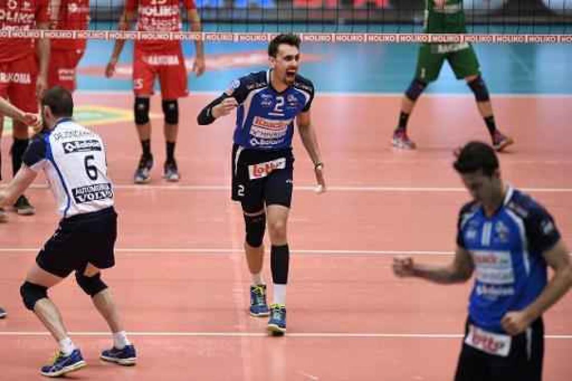 EuroMillions Volley League - Top vier wint in drie sets