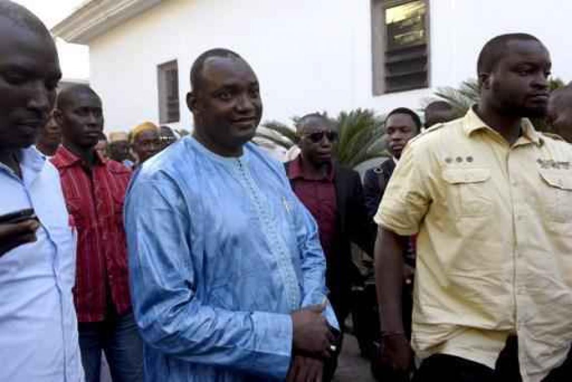 Senegal vangt verkozen president Adama Barrow op