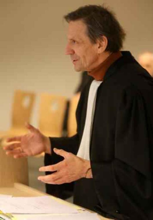Liga voor Mensenrechten dient verzoekschrift in bij Grondwettelijk Hof over datawet