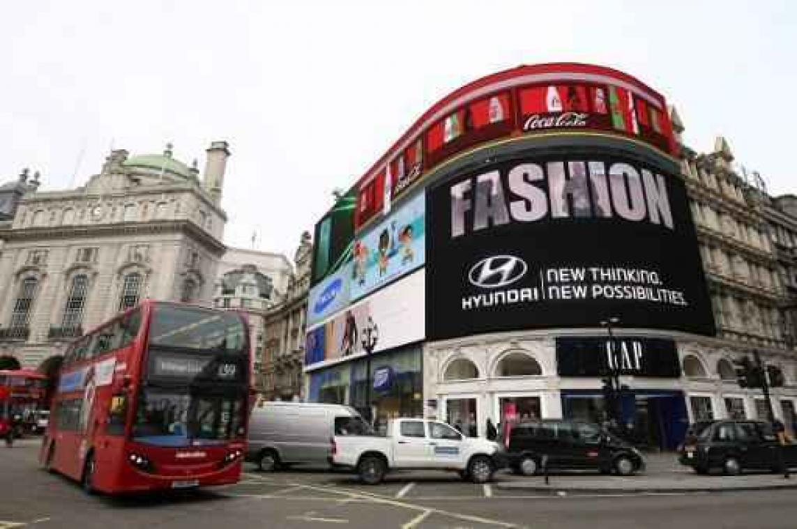 Piccadilly Circus in Londen enkele maanden zonder reclameschermen