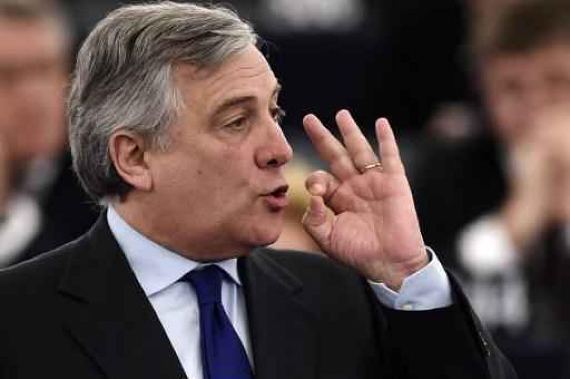 Voorzittersverkiezing EU-Parlement - Antonio Tajani wint eerste ronde met ruime voorsprong op Gianni Pittella