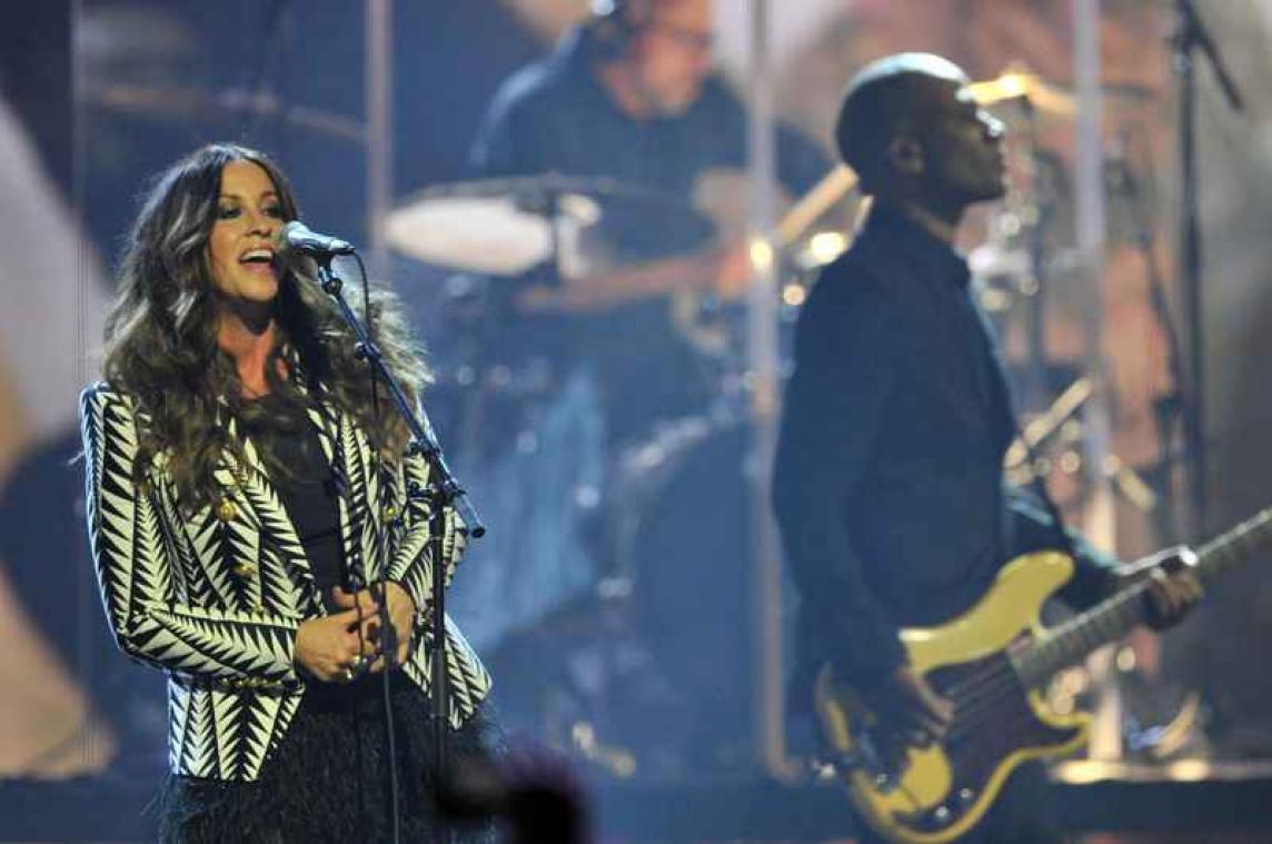 Ex-manager Alanis Morissette bekent miljoenendiefstal