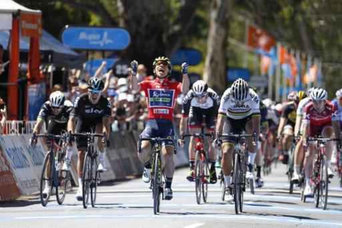 Caleb Ewan boekt derde ritzege in Tour Down Under