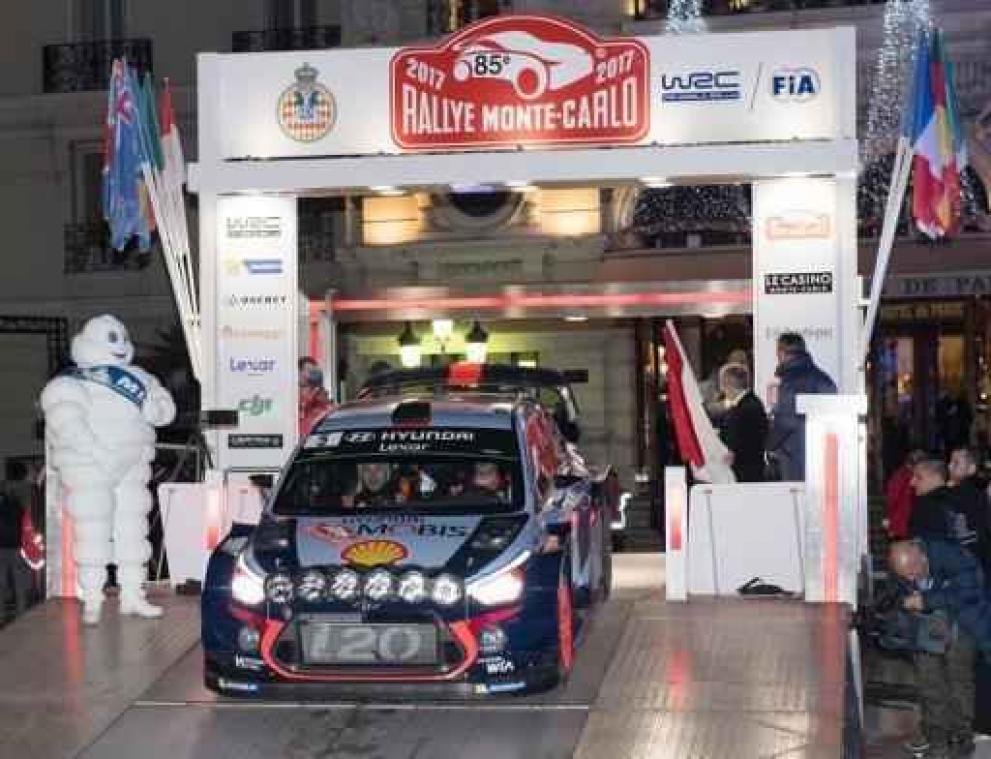 Indrukwekkende Neuville eerste leider in rally van Monte Carlo