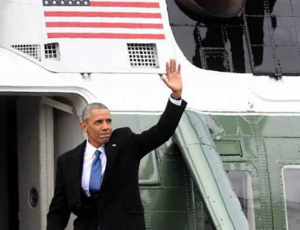 Obama blaast oude Twitteraccount nieuw leven in