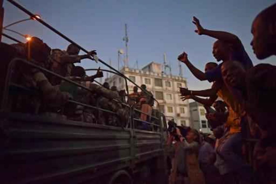 Presidentsverkiezingen Gambia - Jammeh roofde staatskas leeg voor zijn vertrek