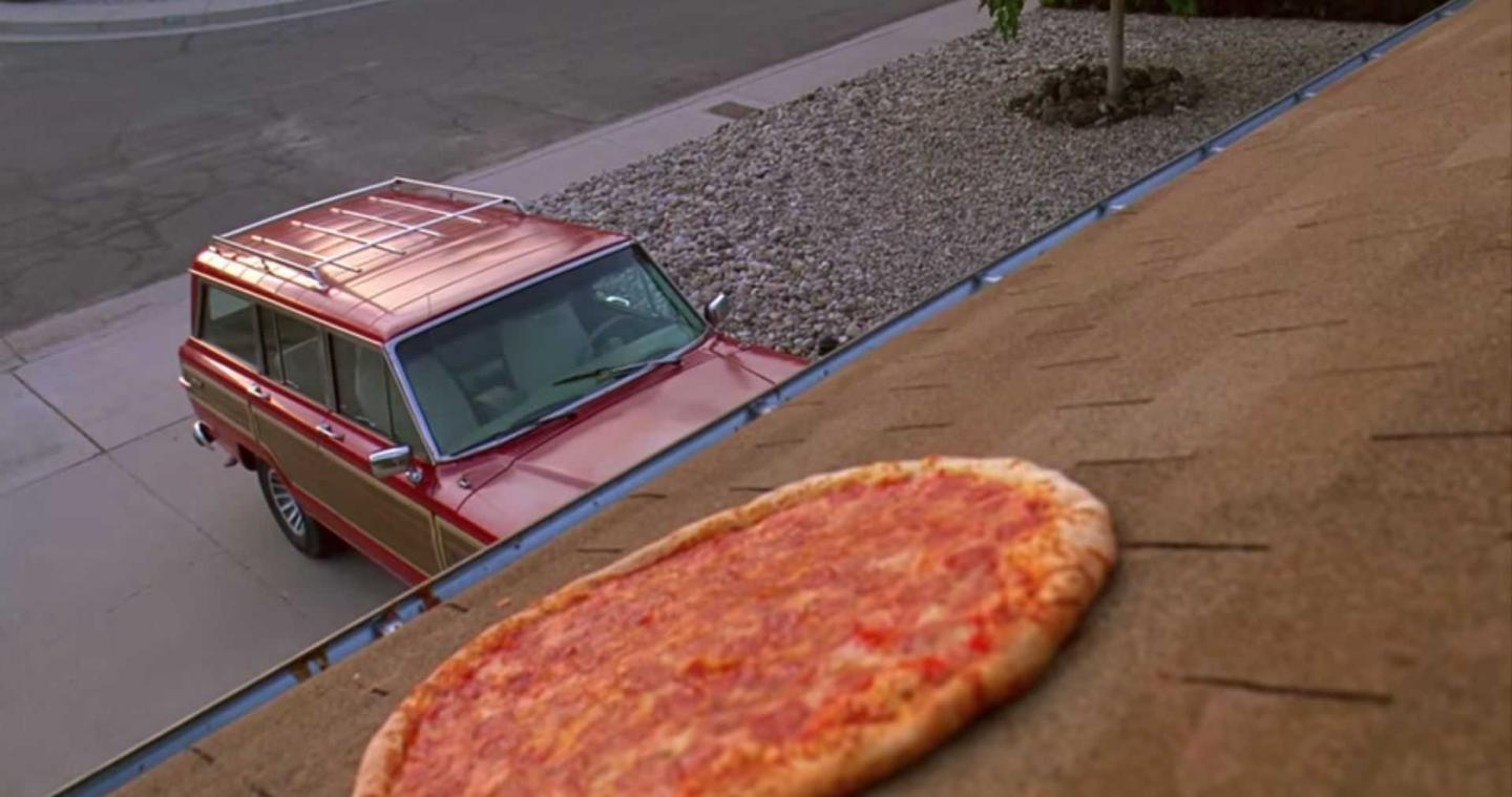 Stop met pizza's op het dak te gooien!