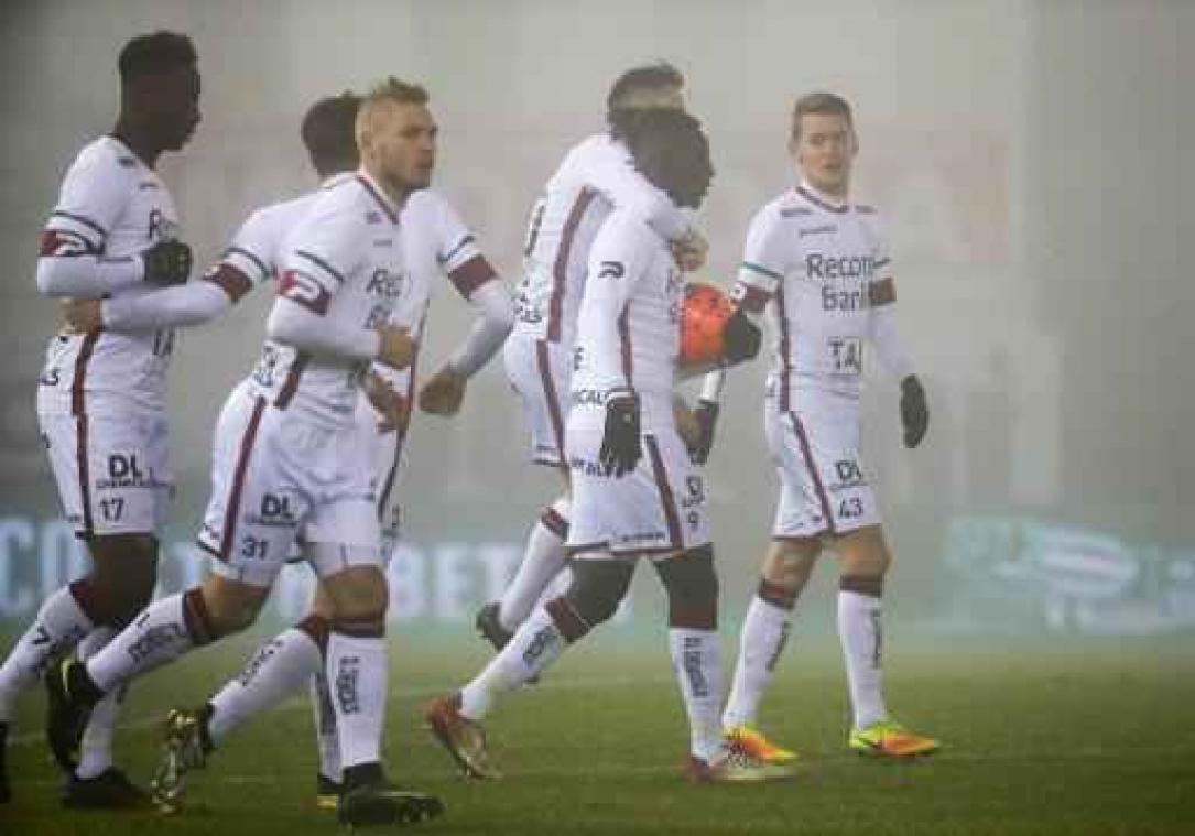 Jupiler Pro League - Zulte Waregem beent Club Brugge bij aan kop na nipte zege, ook Genk en Charleroi winnen