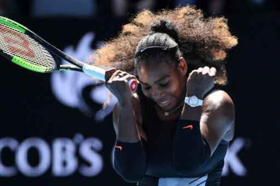 Serena Williams vlot naar halve finales Australian Open