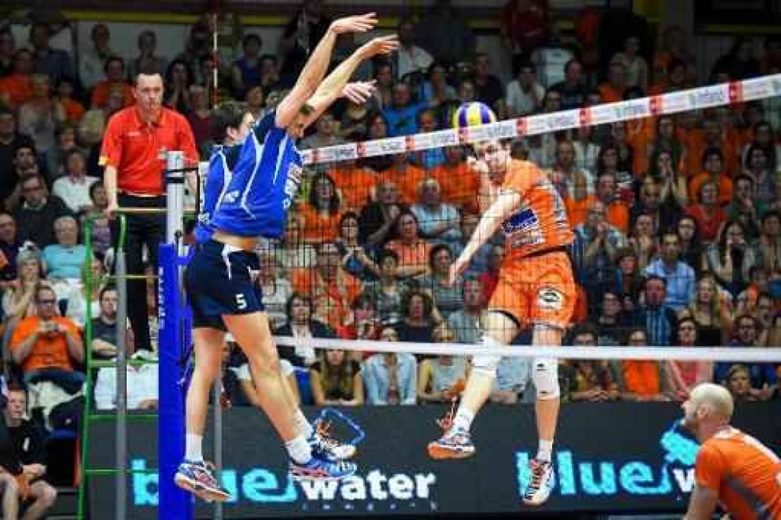 EuroMillions Volley League - Vlotte speeldag in vijftien sets