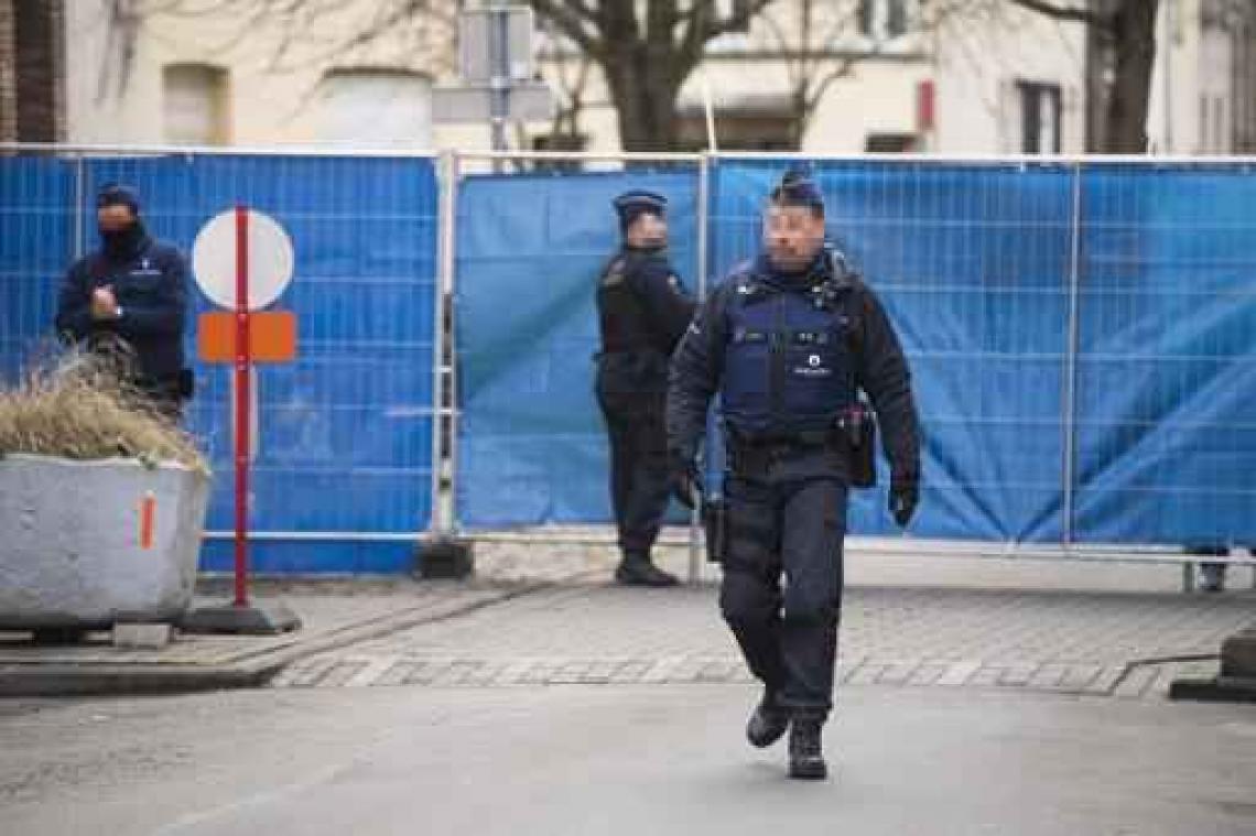 Verdachte Sofiene Ayari aanwezig bij reconstructie schietpartij in Driesstraat Vorst