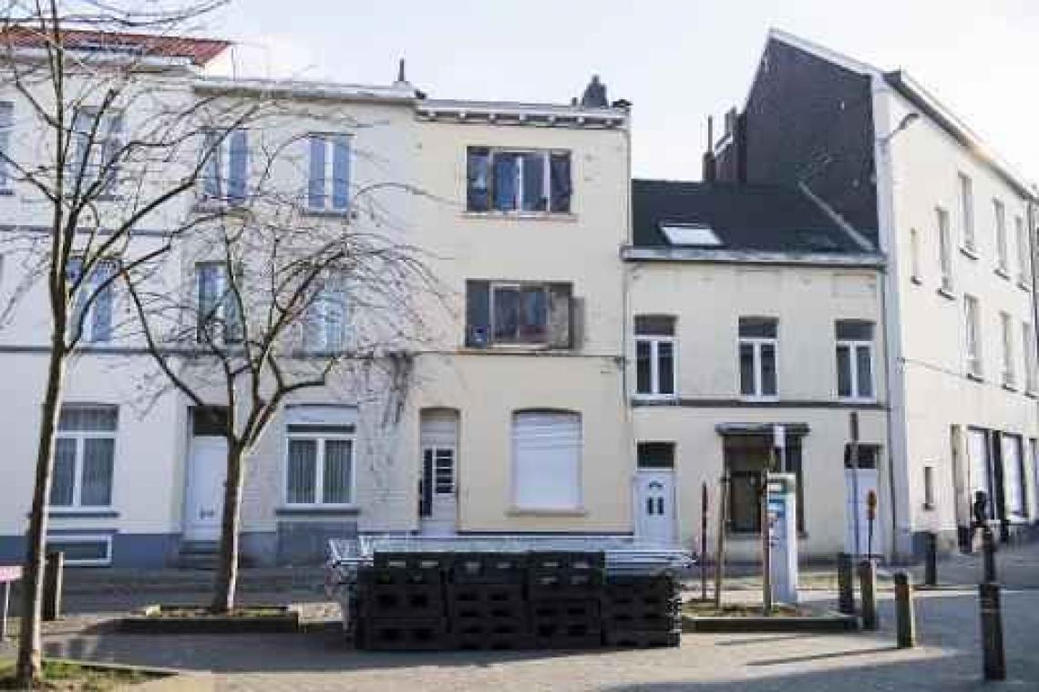 Voortvluchtige Abdeslam probeerde wapen te bemachtigen voor confrontatie met politie