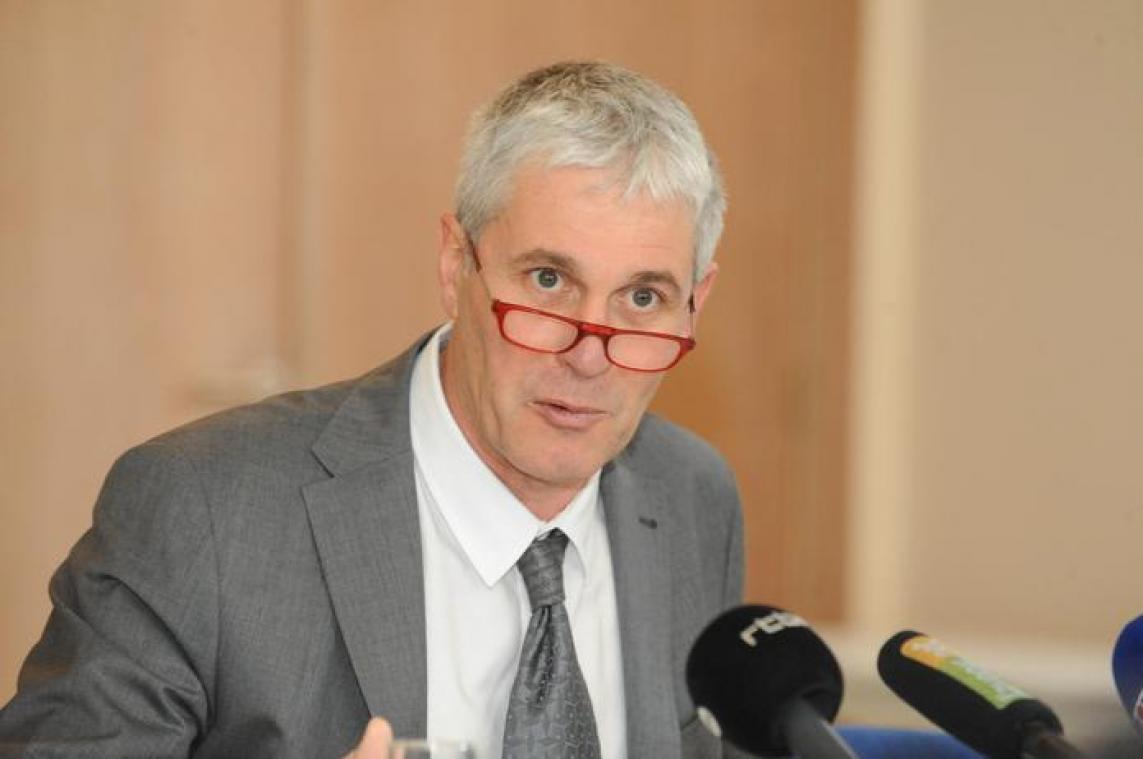 Druk Publifin-schandaal wordt Waals minister teveel
