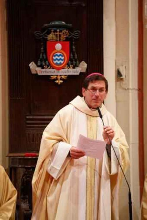 Brugse bisschop gaat Vaticaan overtuigen om Vangheluwe te straffen