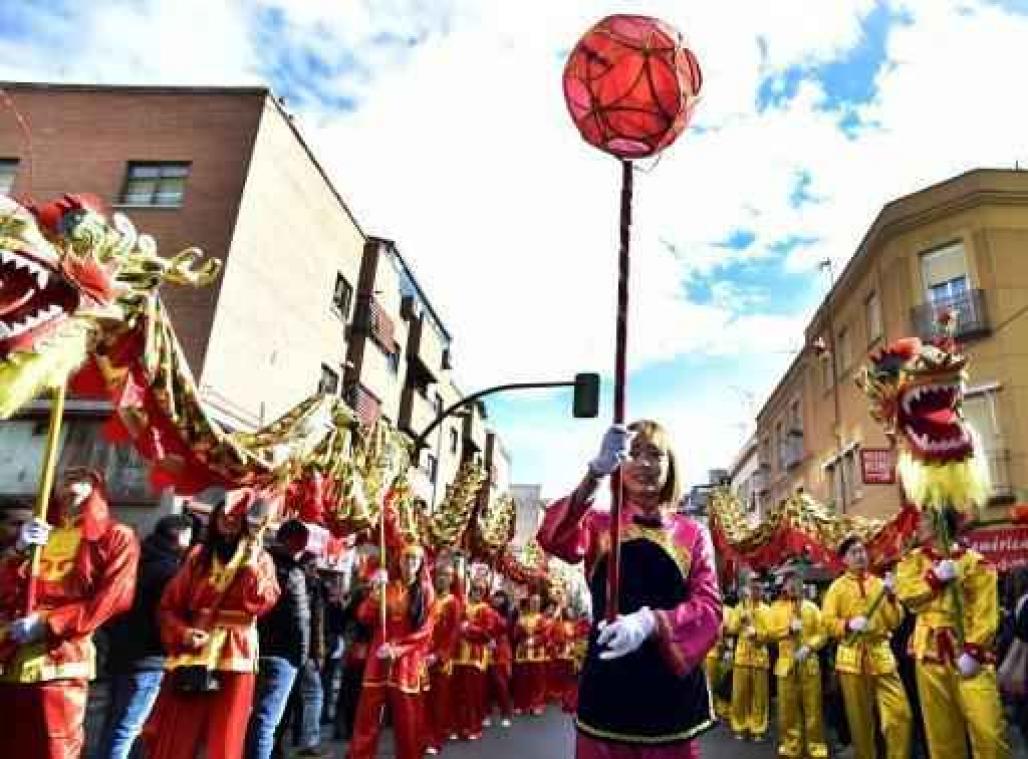 Chinezen vieren voor tweede keer Nieuwjaar met parade in Brussel