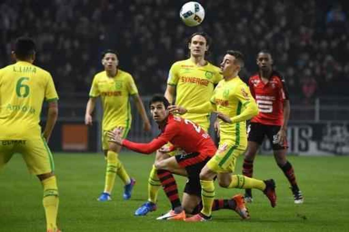Belgen in het buitenland - Gillet en Nantes grijpen tegen Rennes net naast belangrijke driepunter in degradatiestrijd