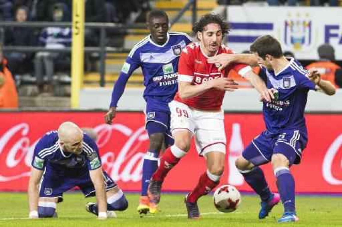 Jupiler Pro League - Anderlecht laat leidersplaats liggen na scoreloos gelijkspel in Clasico