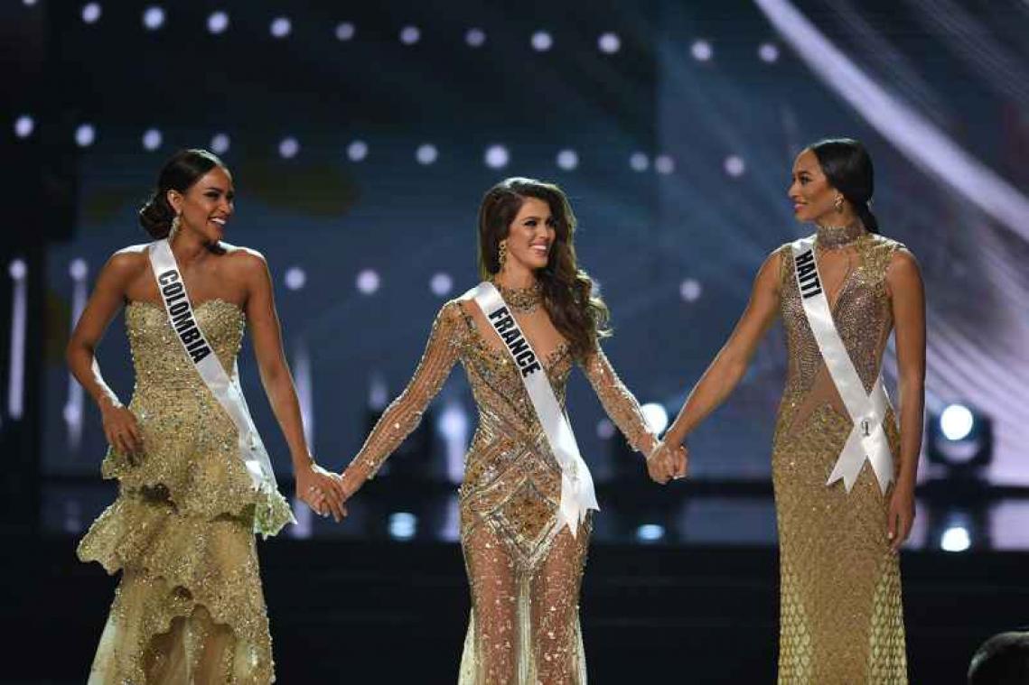 Miss France Iris Mittenaere is nieuwe Miss Universe