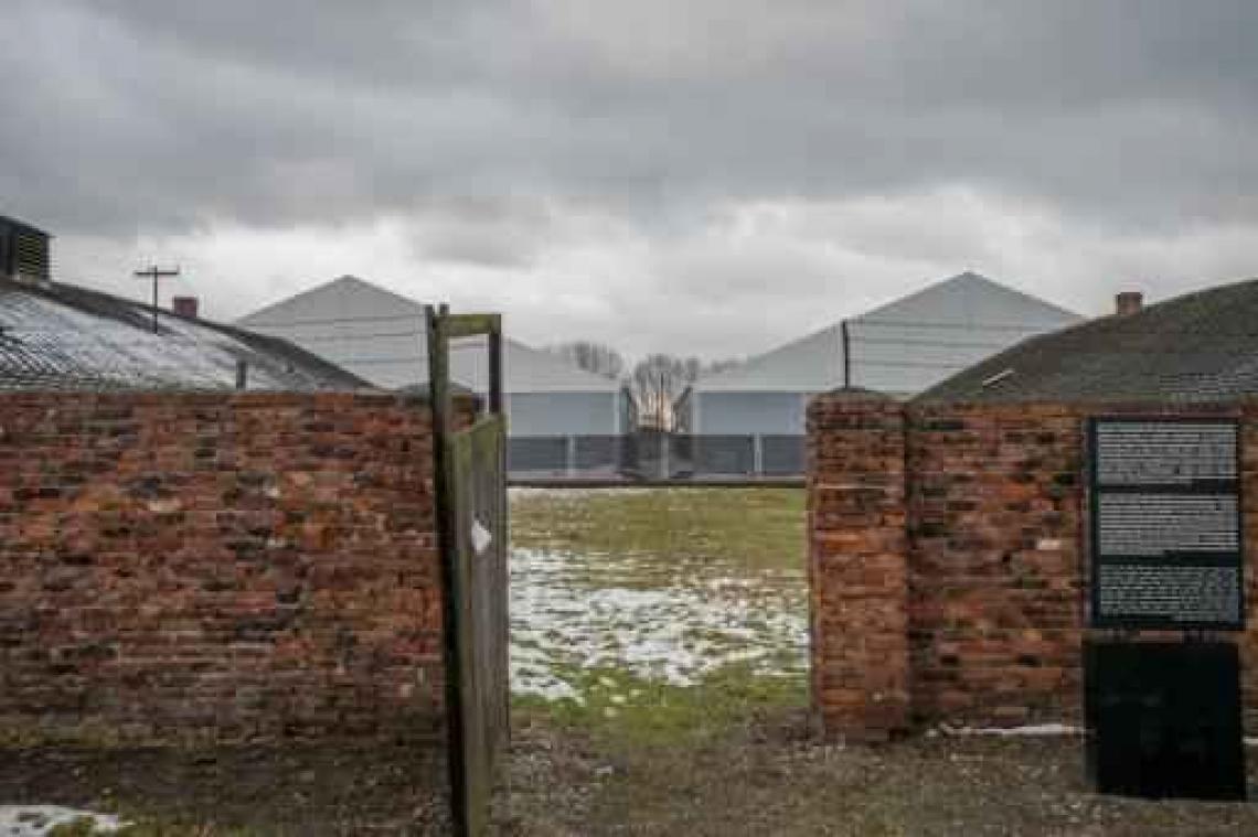 Polen zet namen online van 10.000 bewakers van Auschwitz