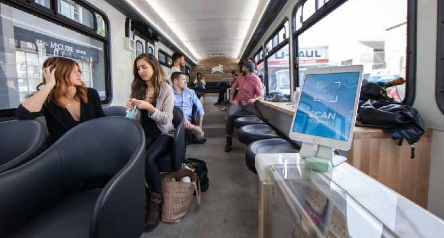 Nieuwe busdienst biedt de pendelaar een moderne pendelervaring