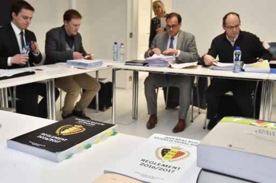 Charleroi-Standard stopgezet - Charleroi verlaat de zitting voor het BAS en legt zich neer bij sanctie
