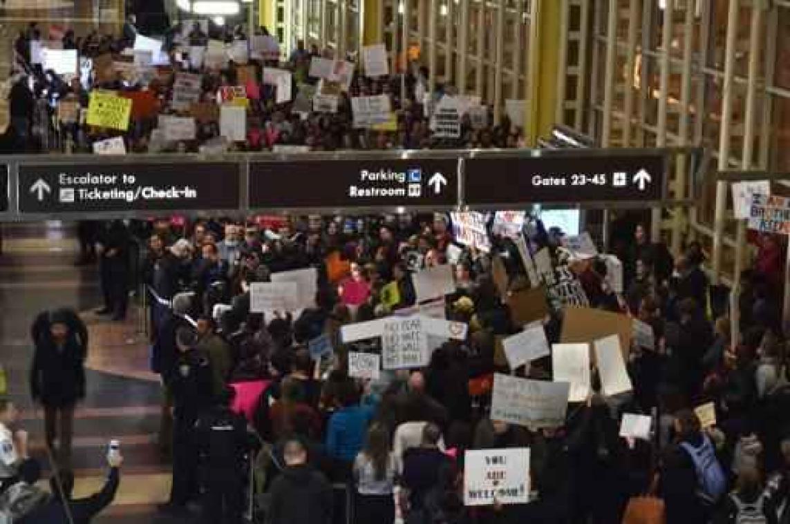 Inreisverbod VS - Federale rechter verlengt verbod op uitwijzingen tot 21 februari