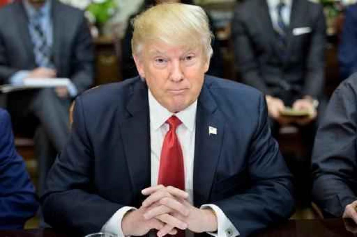 Donald Trump reageert op incident in Louvre: "Wordt slim, Verenigde Staten"