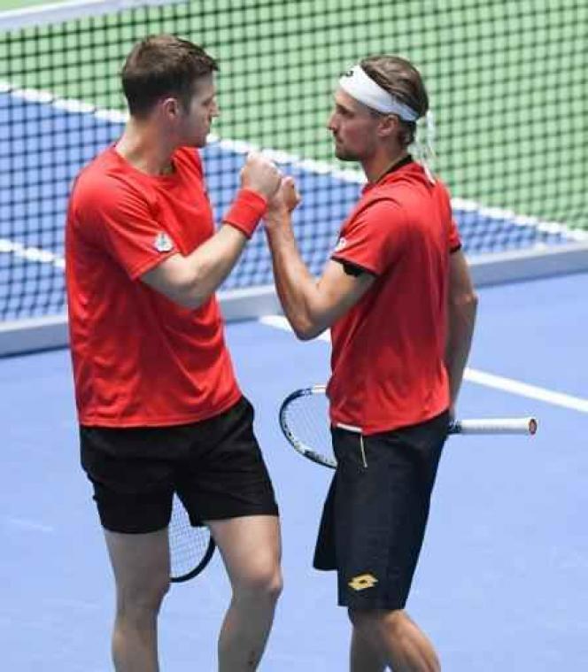 Ruben Bemelmans en Joris De Loore veroveren scalp van broers Zverev in Davis Cup