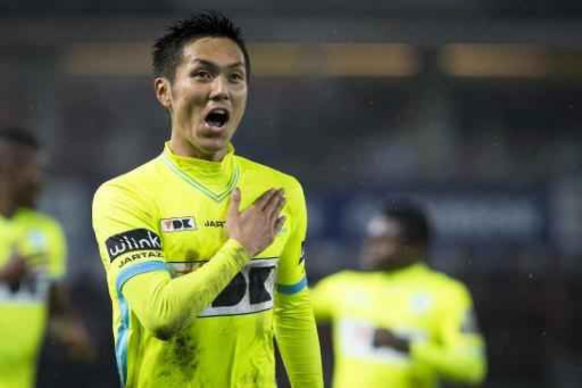Jupiler Pro League - Zulte Waregem redt in het slot een punt tegen Gent