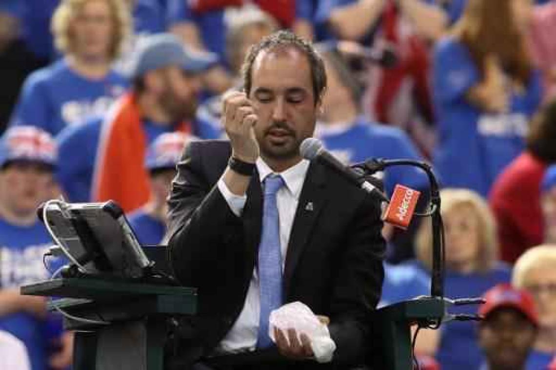 Uitgesloten Shapovalov is "diep beschaamd" na bal in gezicht van umpire