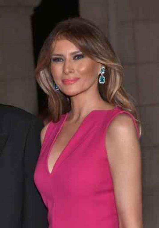 Melania Trump zet nieuwe gerechtelijke stappen omdat ze als escortmeisje werd omschreven
