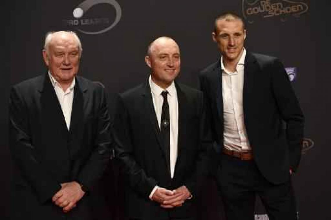 Gouden Schoen 2016 - Club-monument Timmy Simons krijgt carrièreprijs